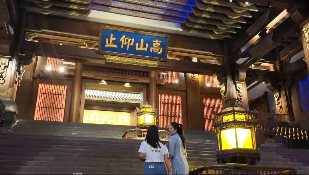 跟著孔子遊曲阜